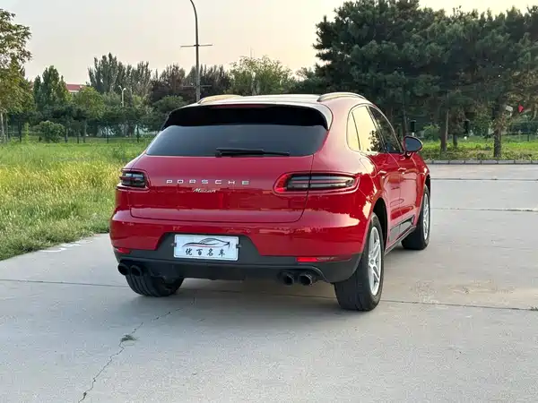 Porsche Macan 2018