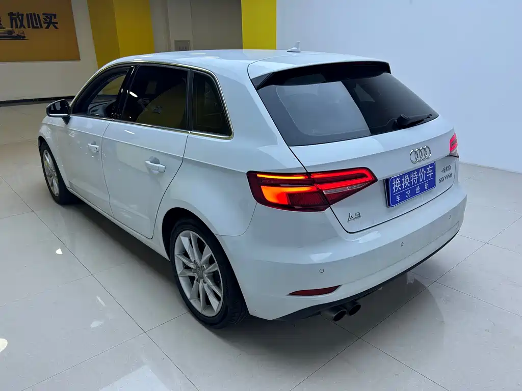 Audi A3 2018 — фото 12