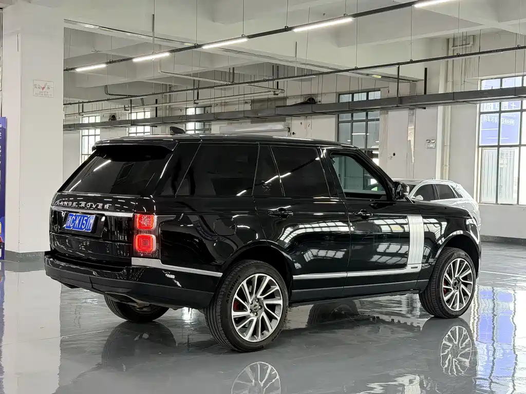 Land Rover Range Rover 2019 — фото 9