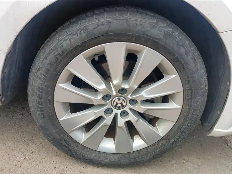 Volkswagen Lavida 2016