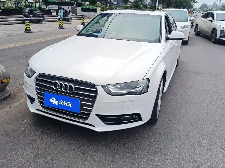 Audi A4L 2014