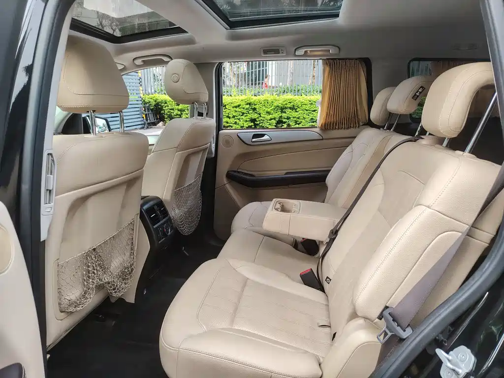 Mercedes-Benz GLS 2016 — фото 11