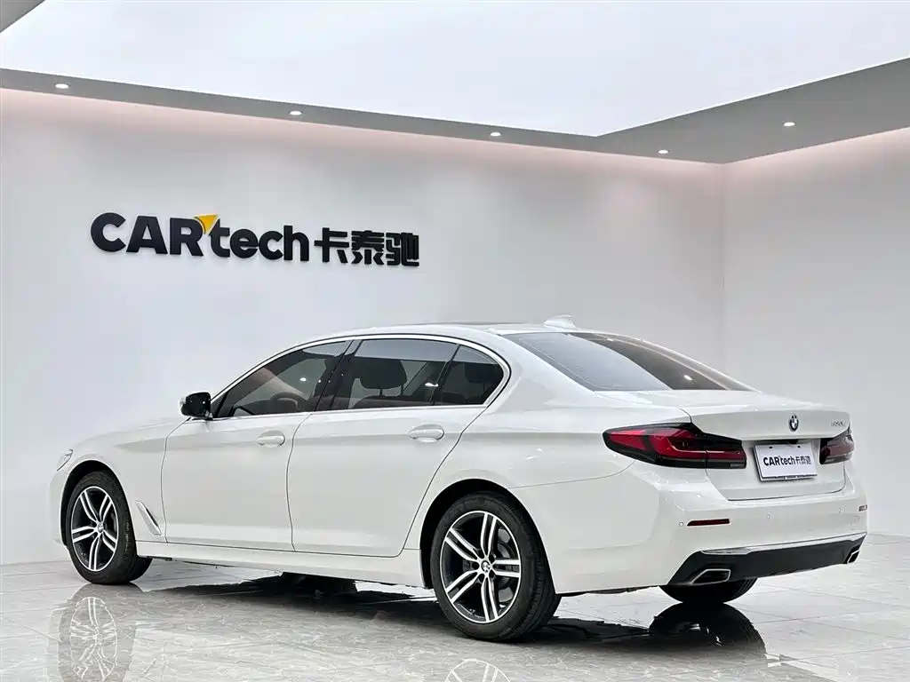 BMW 5 Series 2023