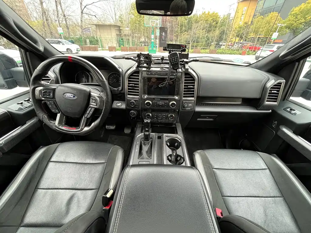 Ford F-150 Raptor 2020 — фото 11