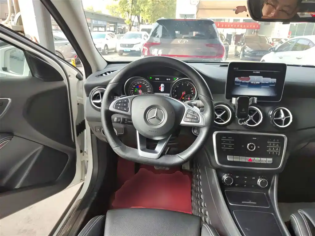 Mercedes-Benz GLA 2019 — фото 11