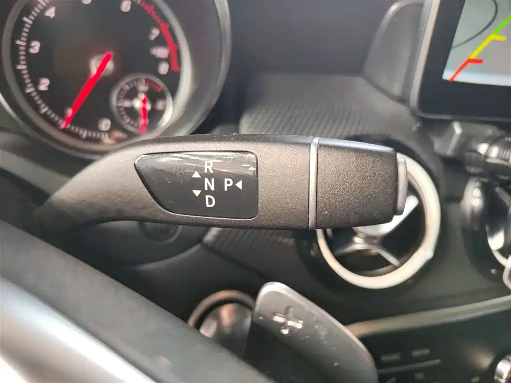 Mercedes-Benz GLA 2019 — фото 14