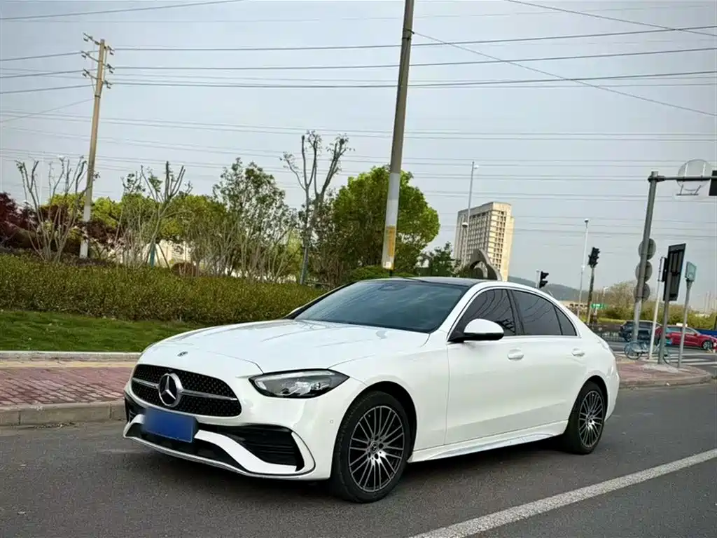Mercedes-Benz C-Class 2023 — фото 2