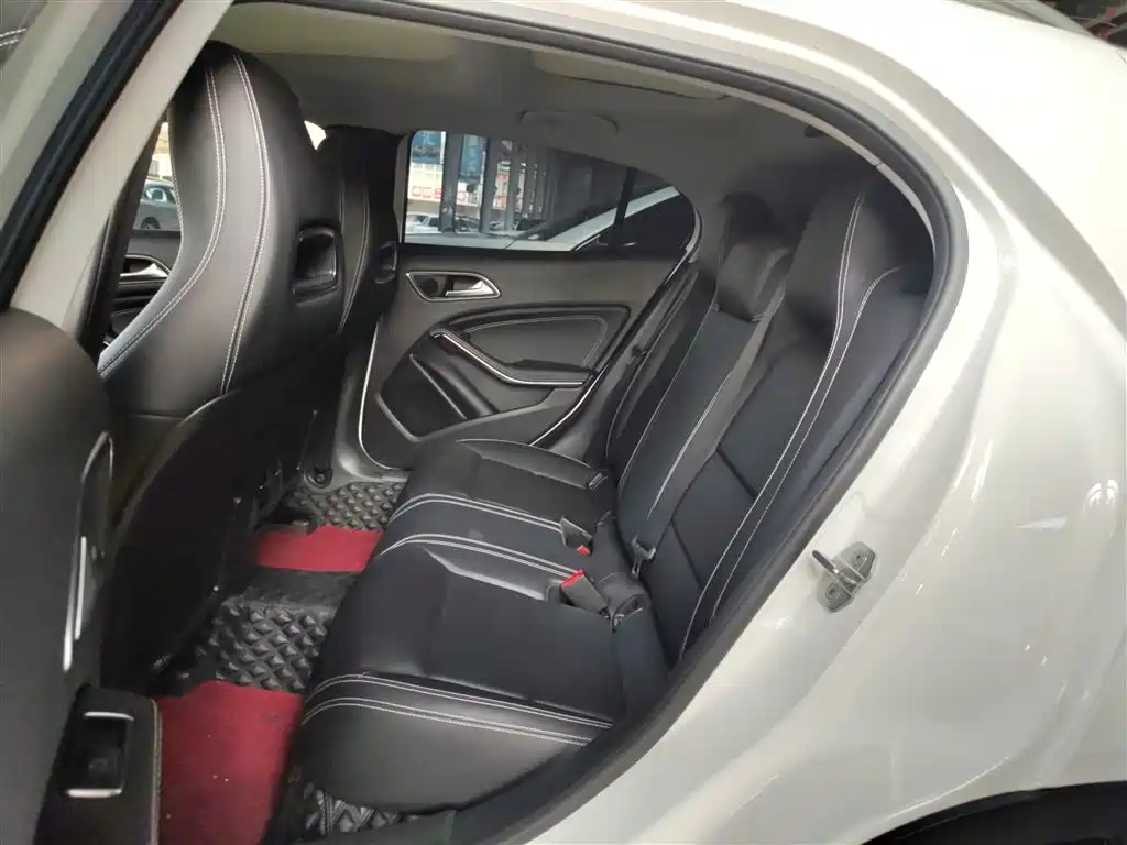 Mercedes-Benz GLA 2019 — фото 17