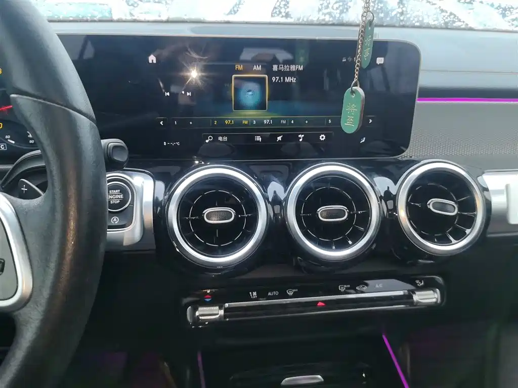Mercedes-Benz GLB 2020 — фото 13