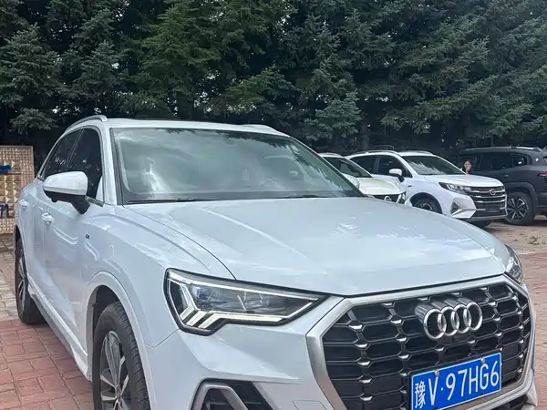 Audi Q3 2023