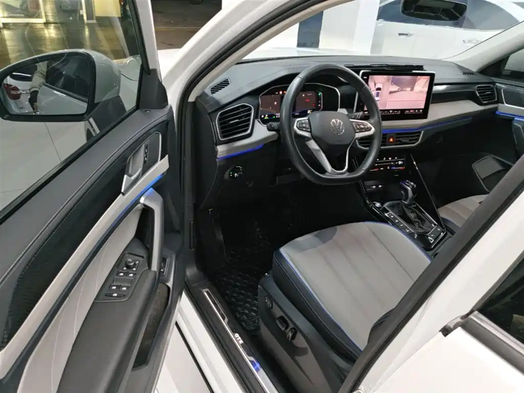 Volkswagen GTE PHEV 2023 — фото 16