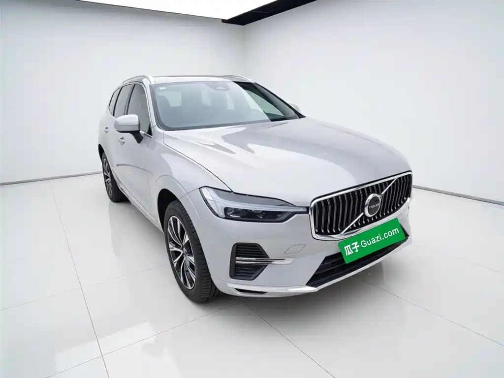 Volvo XC60 2024 — фото 7