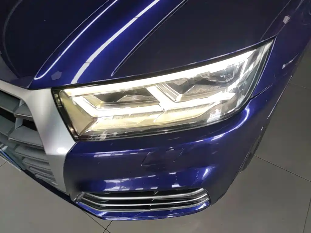 Audi Q5L 2019 — фото 24