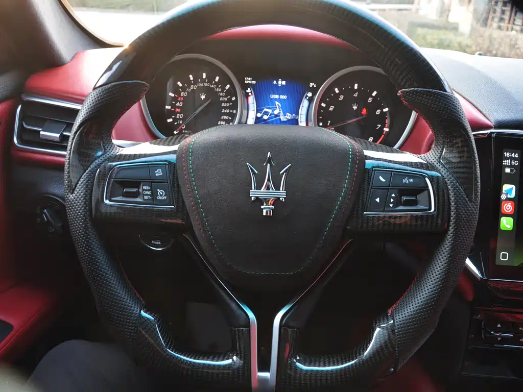 Maserati Ghibli 2016 — фото 8