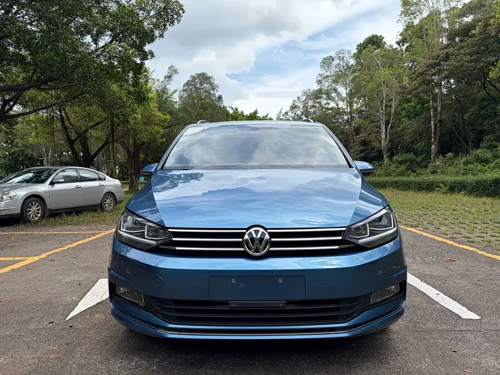 Volkswagen Touran 2020 — фото 2