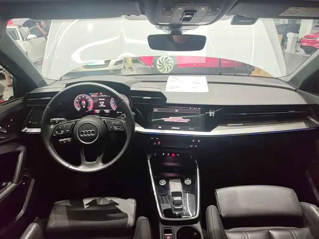 Audi A3 2022 — фото 10