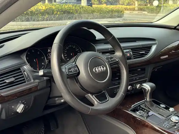Audi A7 2012
