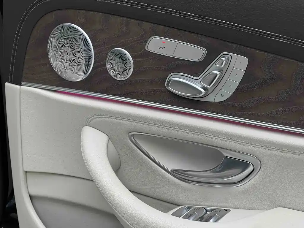Mercedes-Benz E-Class 2019 — фото 8