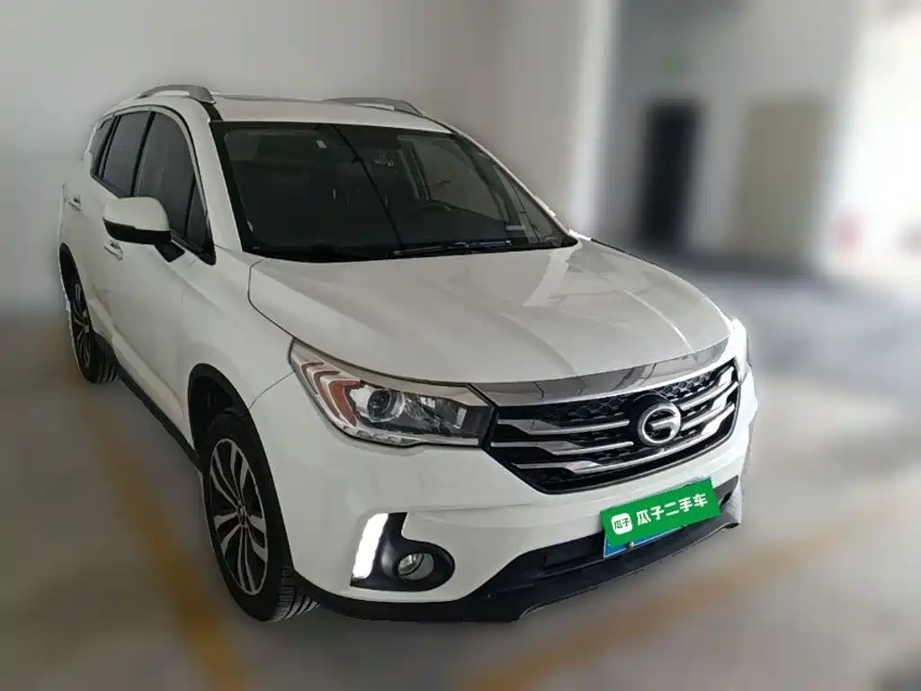 GAC Trumpchi GS4 2016 — фото 3