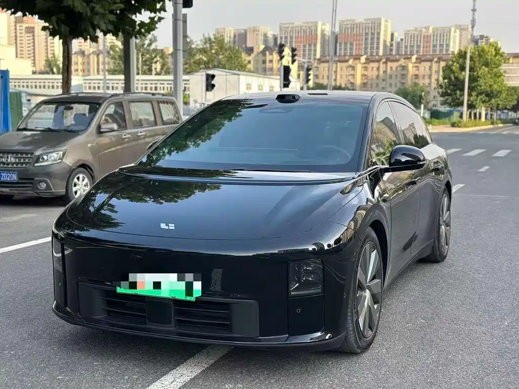 Li Auto i6 2025