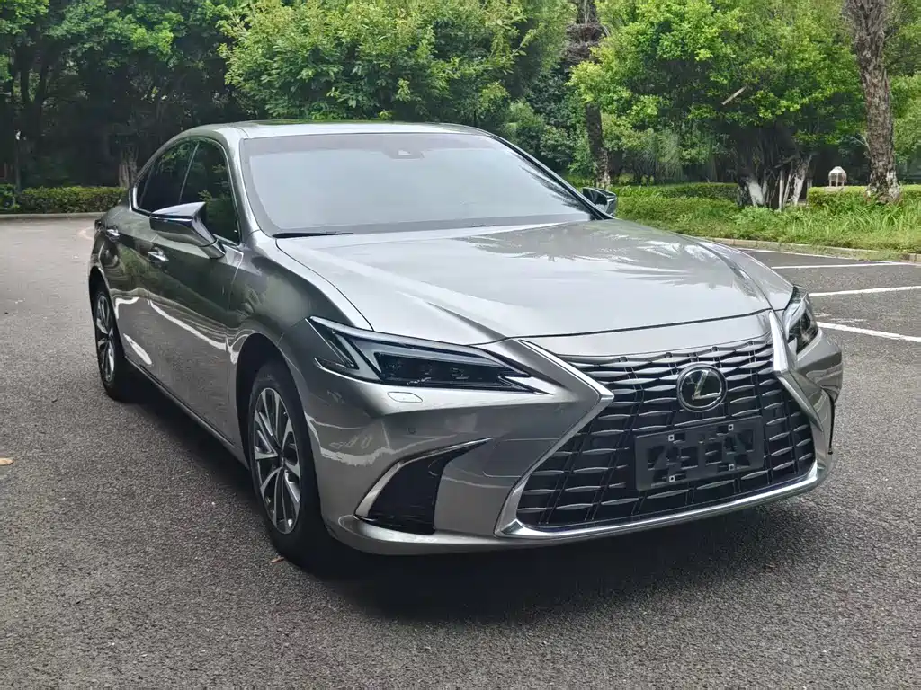 Lexus ES 2025 — фото 3