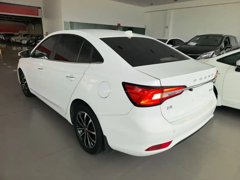 Roewe i5 2020
