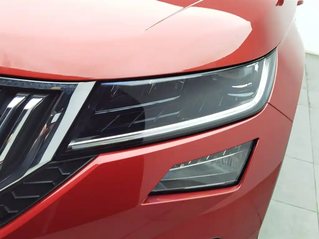 Skoda Kodiaq GT 2020 — фото 7