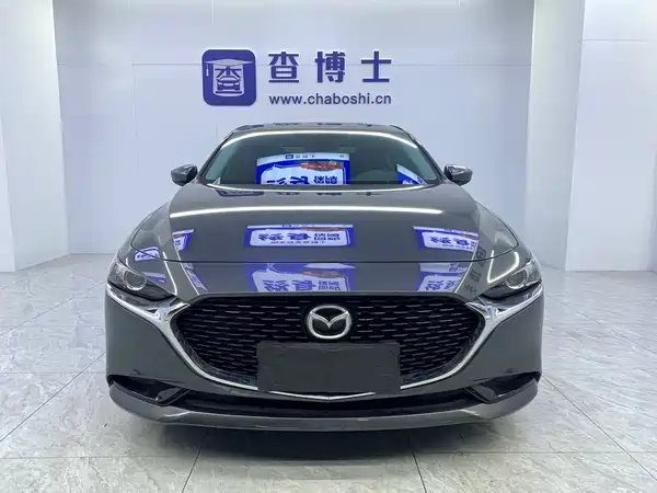 Mazda 3 Axela 2022