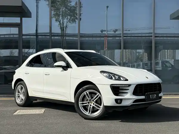 Porsche Macan 2014