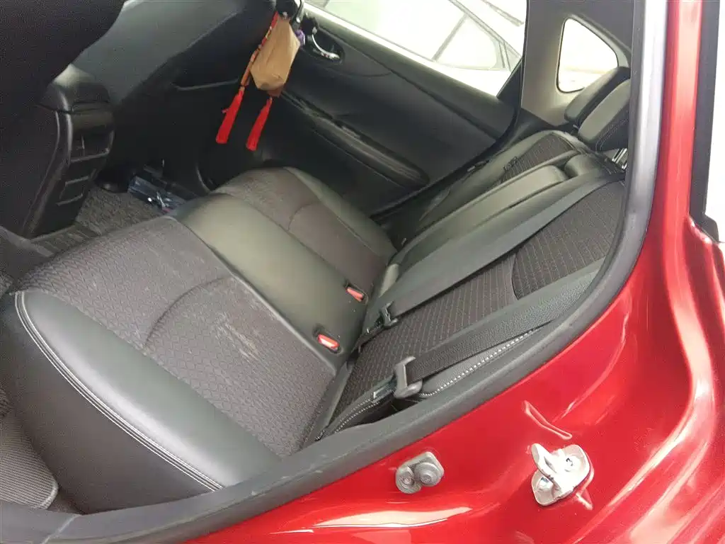 Nissan Tiida 2019 — фото 17