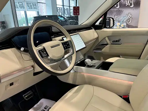 Land Rover Range Rover 2024
