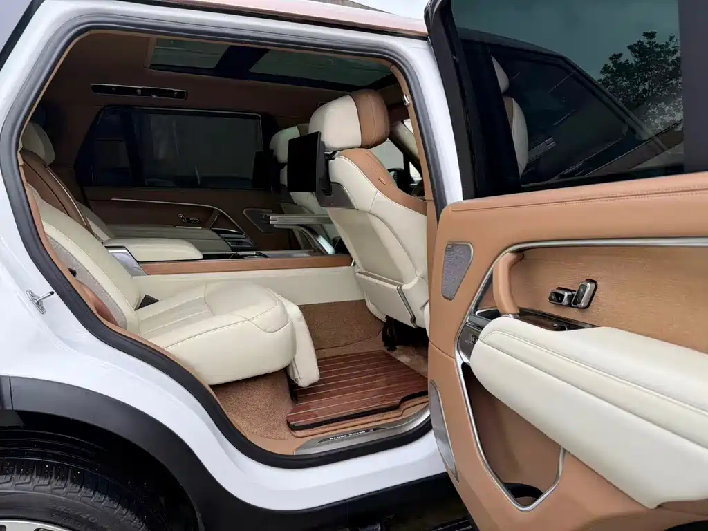 Land Rover Range Rover 2025