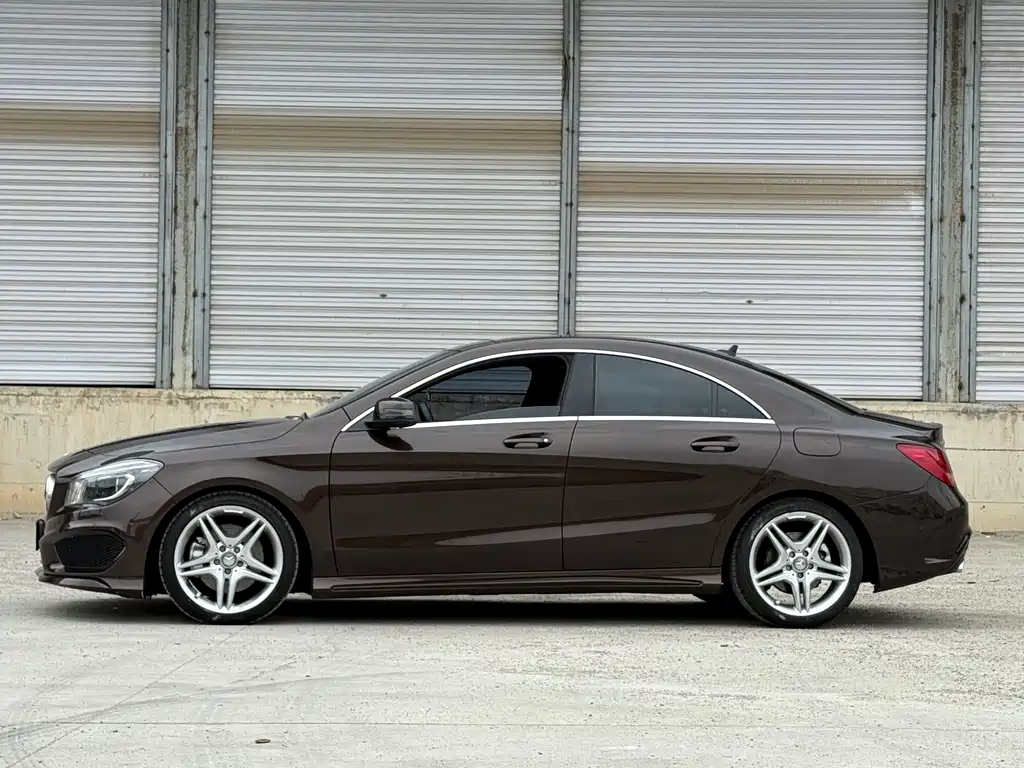 Mercedes-Benz CLA 2015