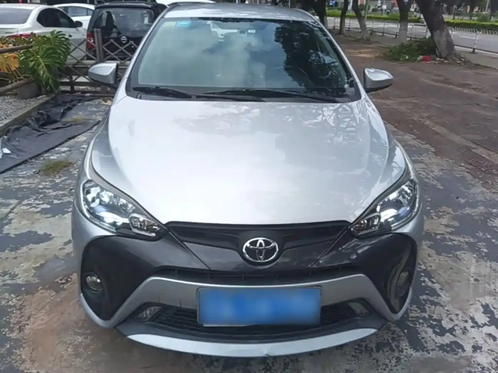 Toyota Yaris L 2016