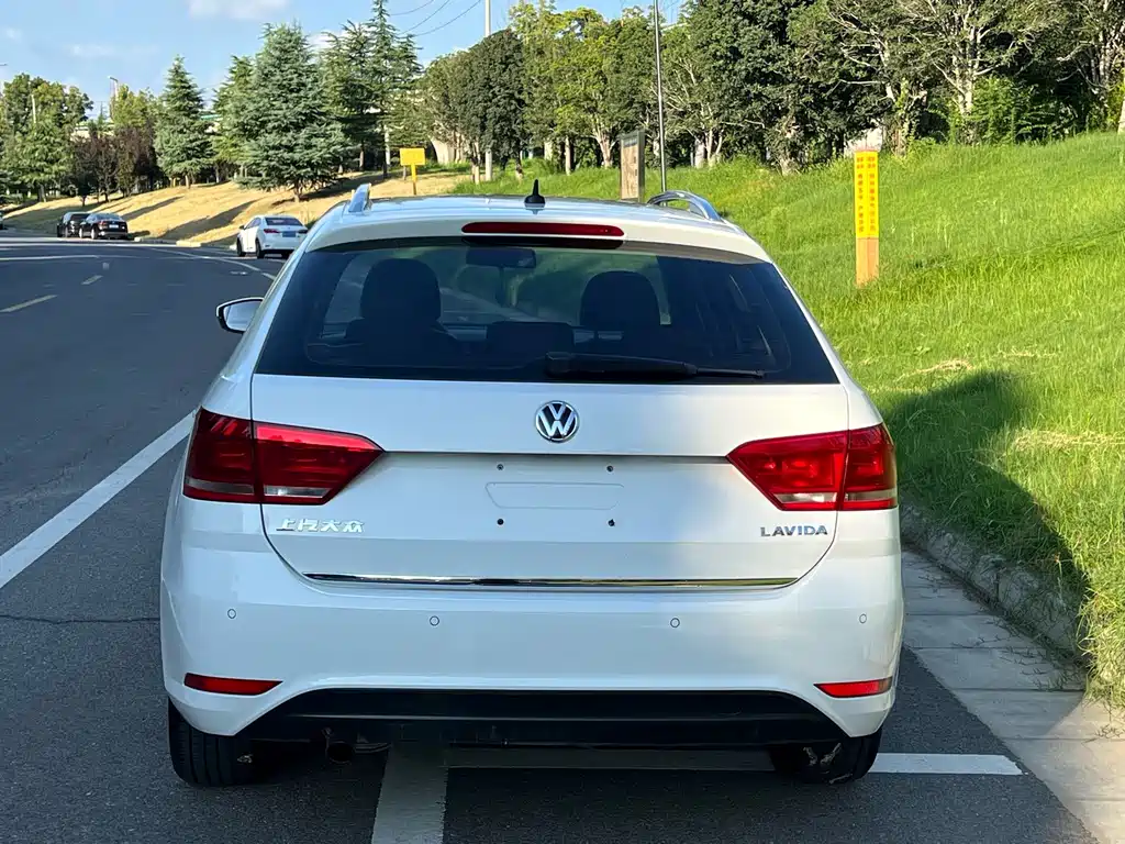 Volkswagen Gran Lavida 2016 — фото 11