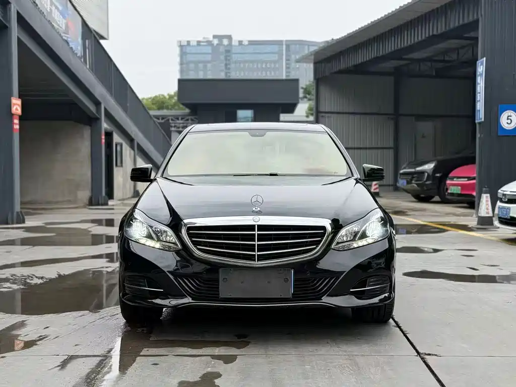 Mercedes-Benz E-Class 2015