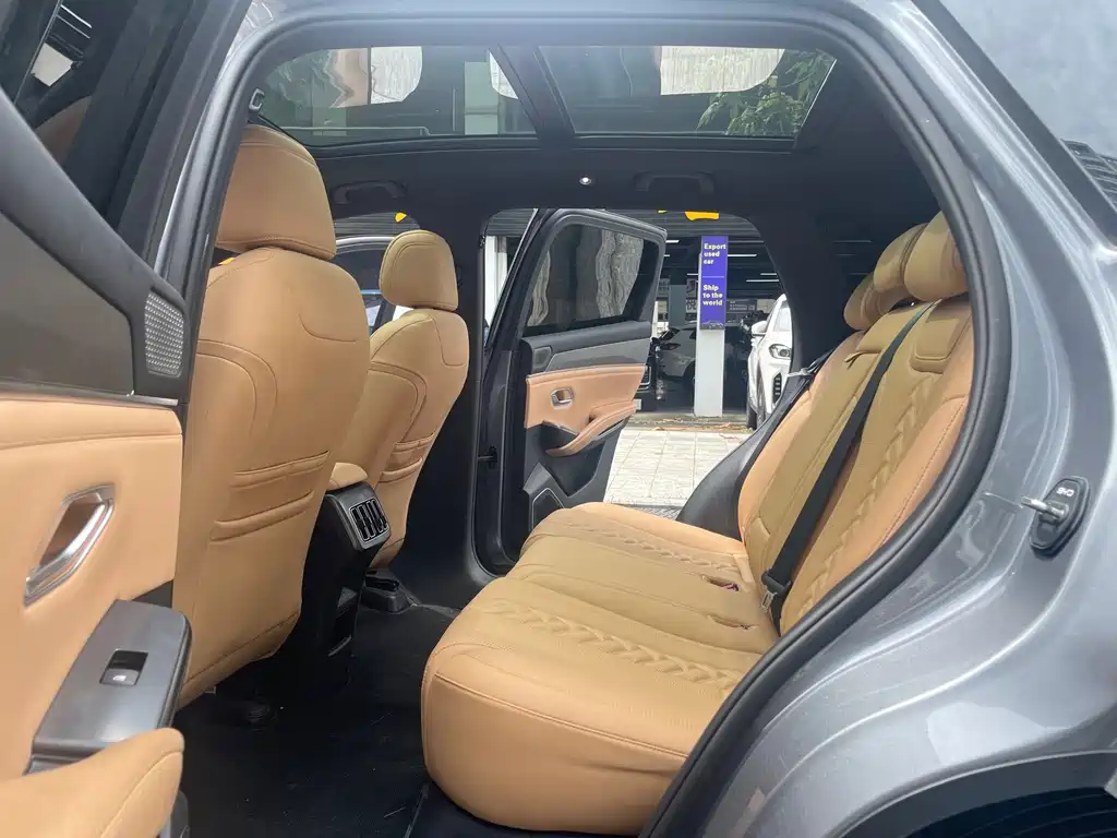 BYD Song L DM-i 2025 — фото 8
