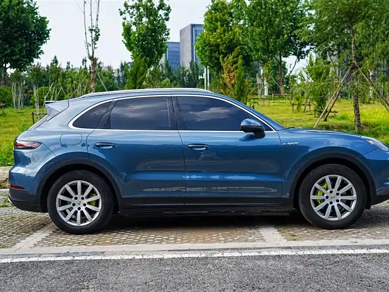 Porsche Cayenne Hybrid 2019