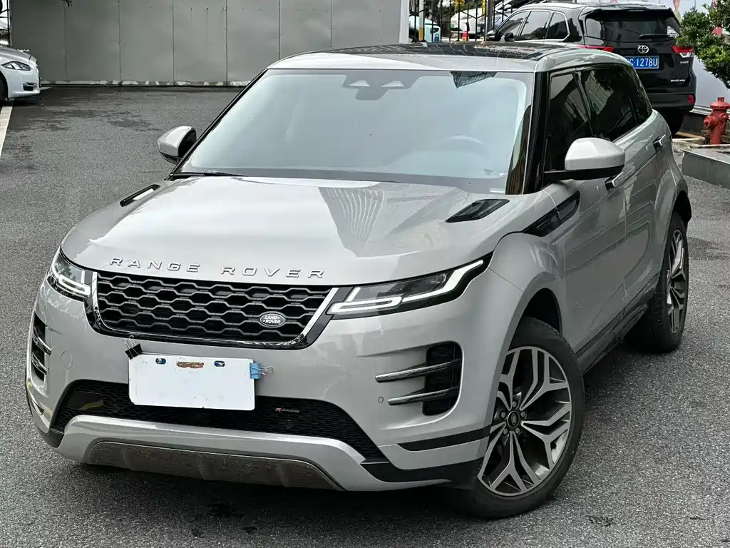 Land Rover Evoque 2023 — фото 7