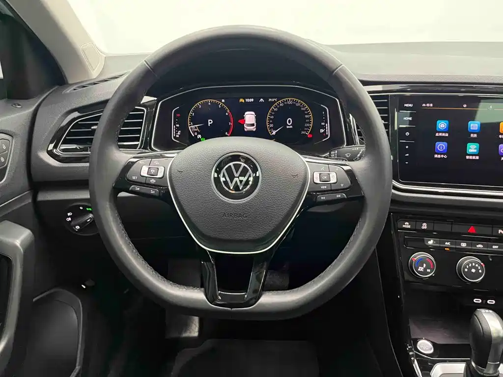 Volkswagen T-Roc 2022 — фото 3