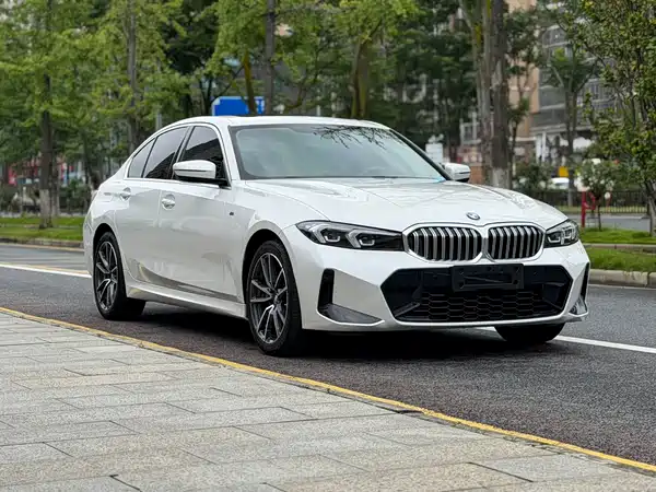 BMW 3 Series 2023