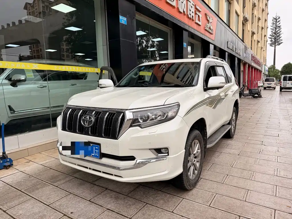 Toyota Prado 2020