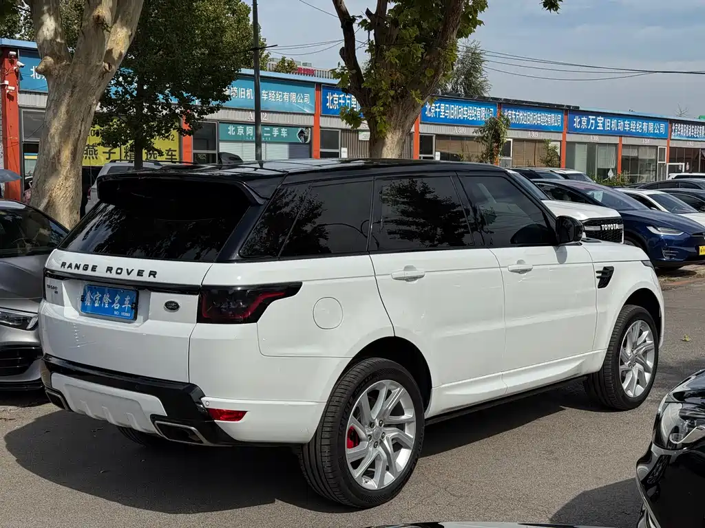 Land Rover Sport 2020 — фото 4