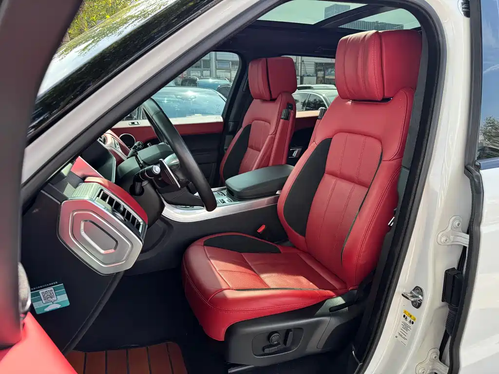 Land Rover Sport 2020 — фото 9