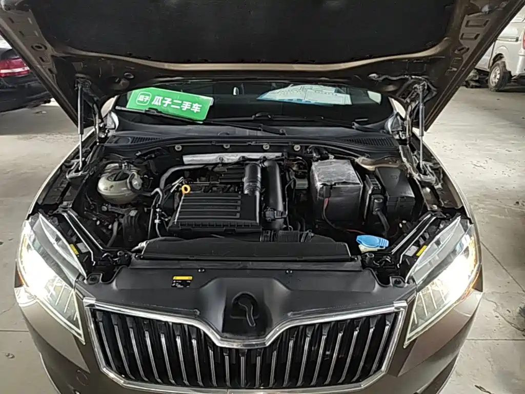 Skoda Superb 2016 — фото 20