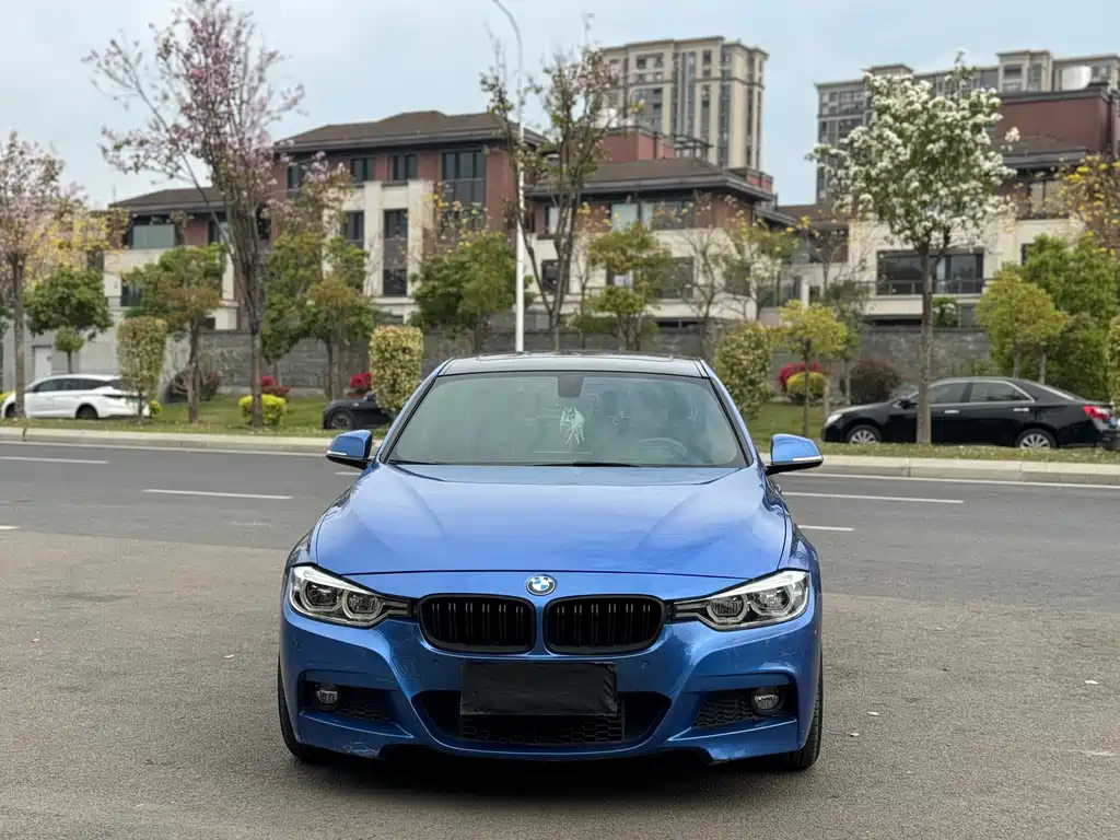BMW 3 Series 2018 — фото 2
