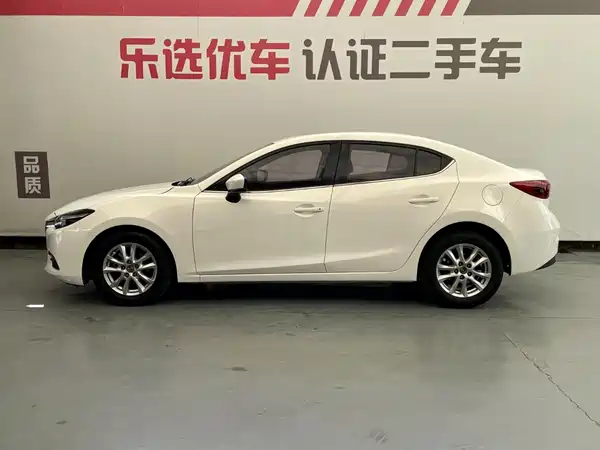 Mazda 3 Axela 2019