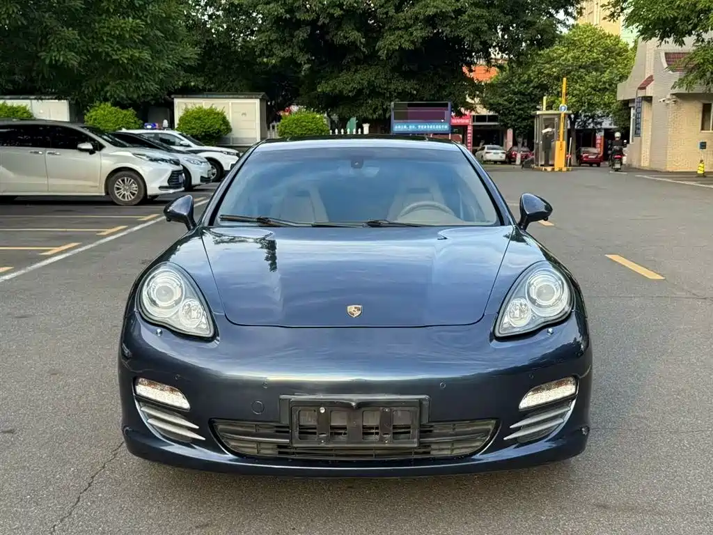 Porsche Panamera 2011