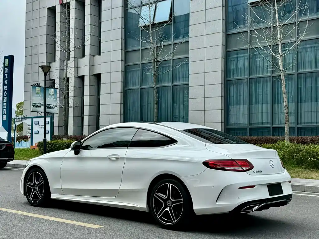Mercedes-Benz C-Class 2019 — фото 7