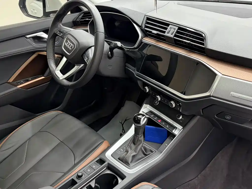 Audi Q3 2023 — фото 20